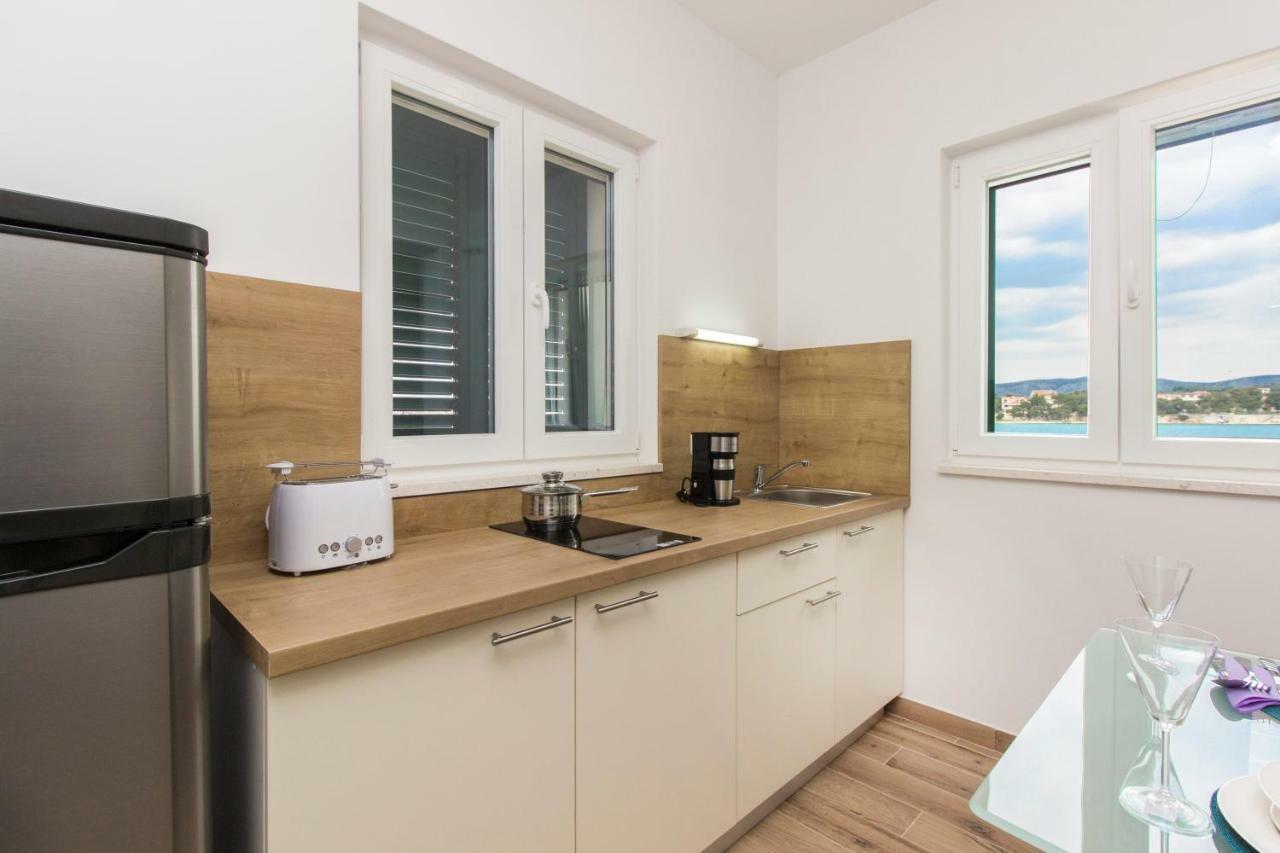 Riva Apartment Krapanj Luaran gambar